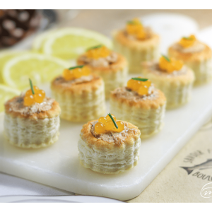 Feuilletés aux rillettes de saumon fumé Marcel Baey et perles de citron​